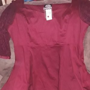 NWT Hot Topic 4x Fit/Flare sweetheart w/ lace arms